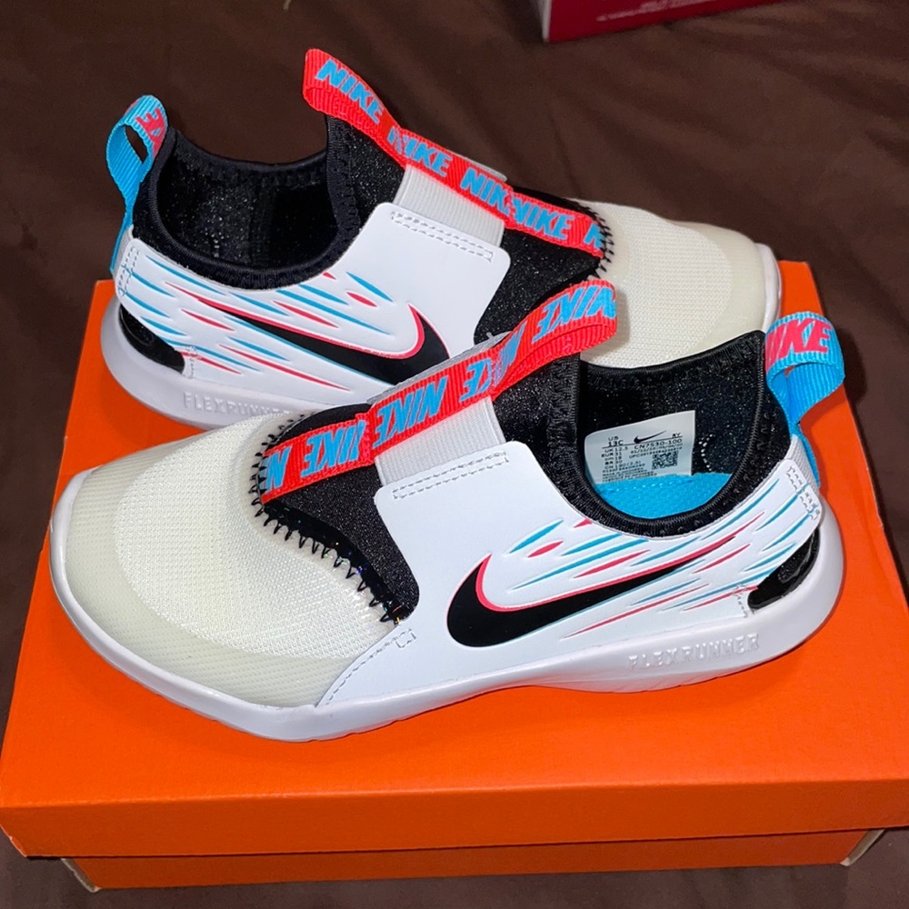 NIKE Flex Runner Light 13C